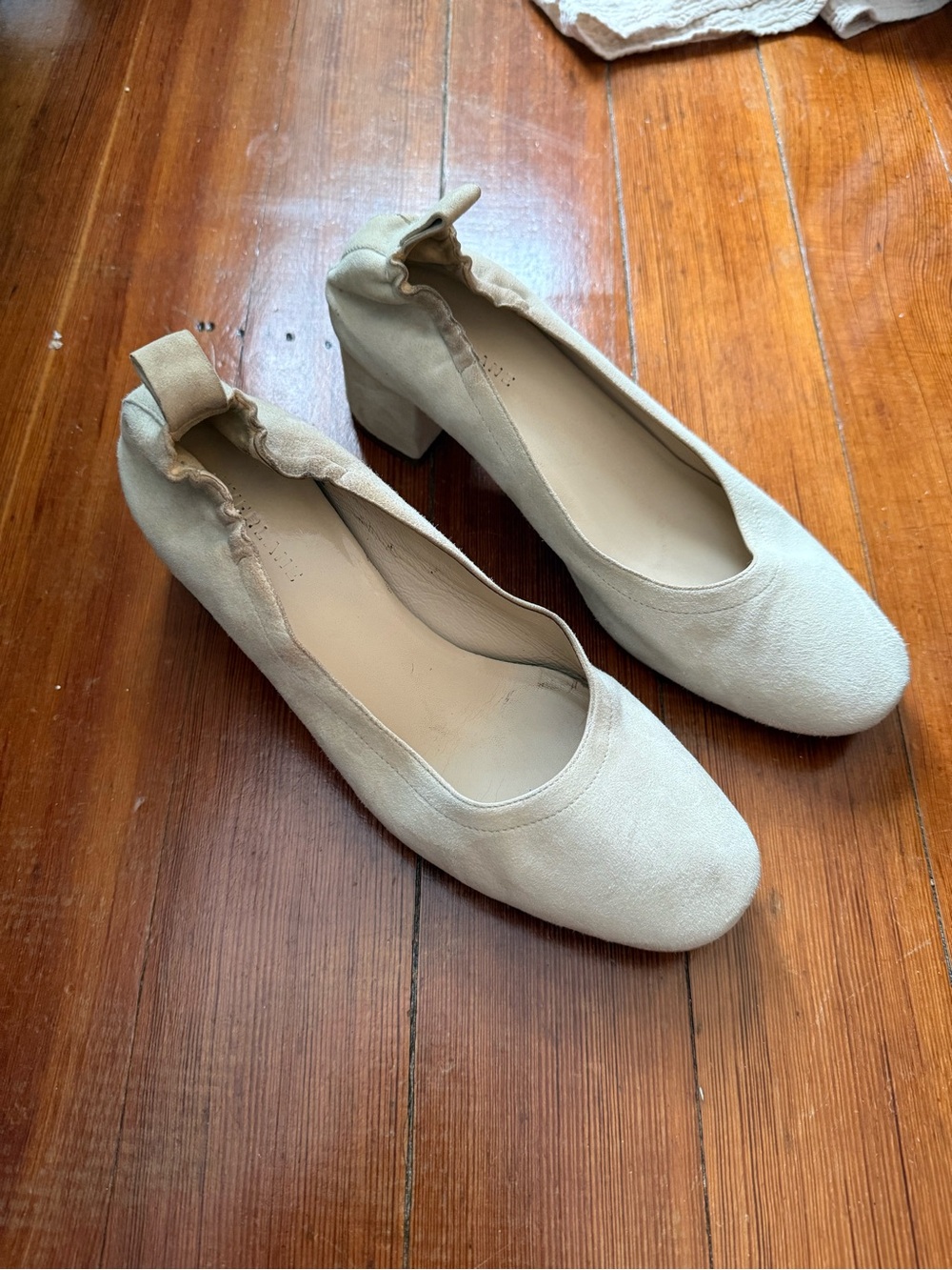 Everlane Ivory Suede Block Heel Pumps